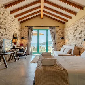 kalesma-himare.albaniahotels.org/